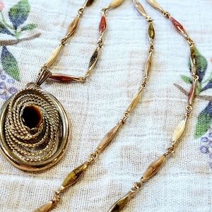 Gold Tone Stone Necklace